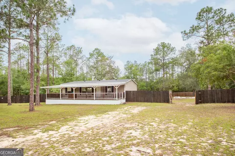 830 Satilla Cir, Blackshear, GA 31516