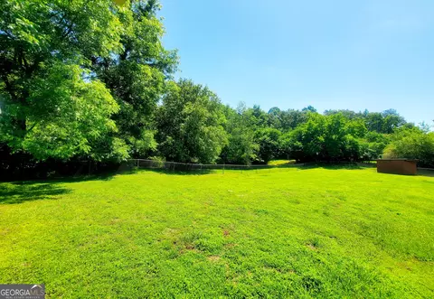 Exterior - 2021 Red Hill Rd, Carnesville, GA 30521 photo 9 of 9