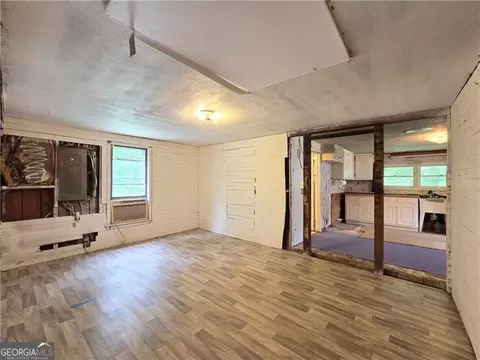 Living - 4511 Us-411, Rydal, GA 30171 photo 6 of 8