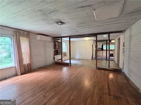 Living - 4511 Us-411, Rydal, GA 30171 photo 1 of 8