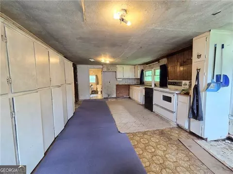 Entry Way - 4511 Us-411, Rydal, GA 30171 photo 2 of 2