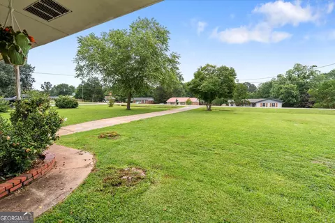 Exterior - 62 Maley Rd, Lagrange, GA 30240 photo 4 of 16