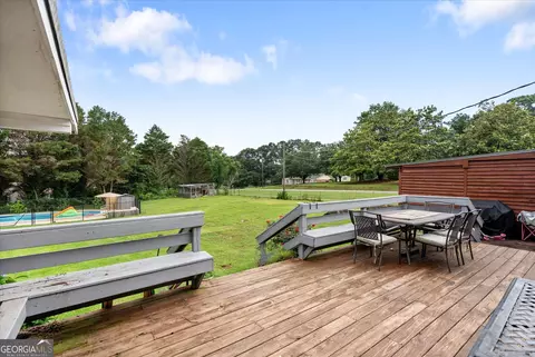 Exterior - 62 Maley Rd, Lagrange, GA 30240 photo 7 of 16