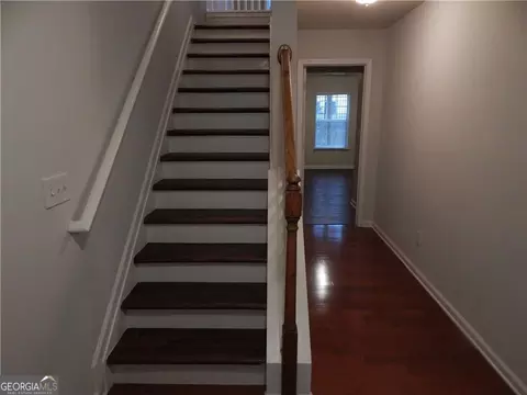 Entry Way - 2199 Landing Walk Dr, Duluth, GA 30097 photo 2 of 11