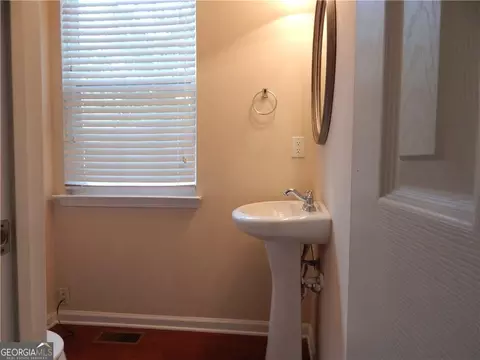 Entry Way - 2199 Landing Walk Dr, Duluth, GA 30097 photo 5 of 11