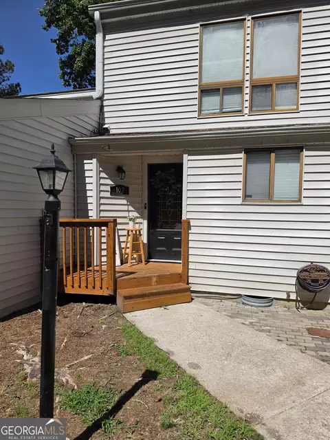 102 Oak Pl, Villa Rica, GA 30180