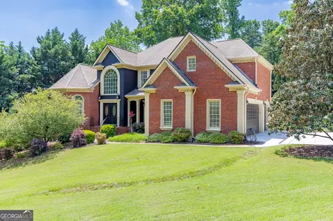 665 Links View Dr, Sugar Hill, GA 30518