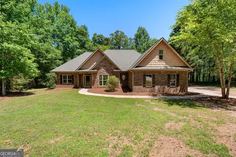 394 Brandish Dr, Newnan, GA 30263