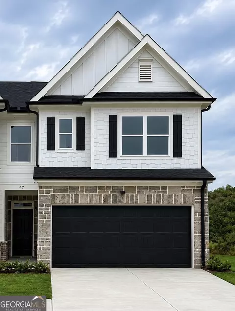 47 Crest Dr #8, Hartwell, GA 30643