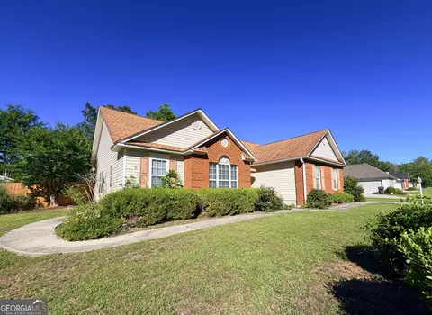 202 Westchester Dr, Dublin, GA 31021