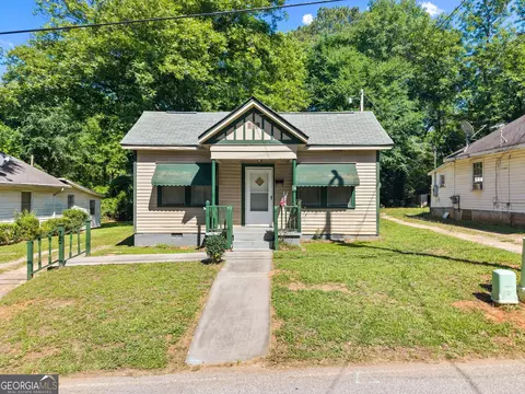 Exterior - 76 Park St, Commerce, GA 30529 photo 2 of 14