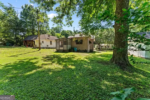 Exterior - 76 Park St, Commerce, GA 30529 photo 9 of 14