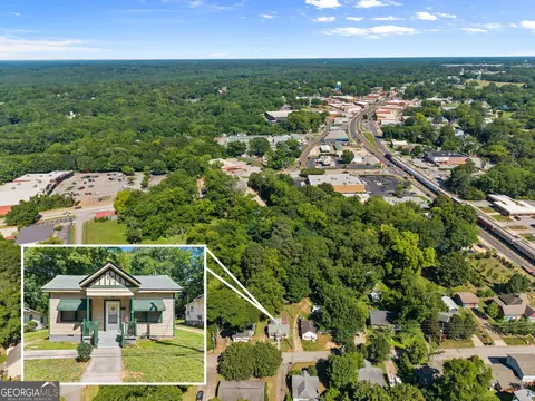 View/Area - 76 Park St, Commerce, GA 30529 photo 4 of 7