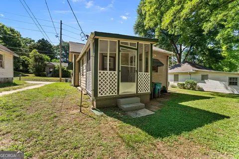Exterior - 76 Park St, Commerce, GA 30529 photo 12 of 14