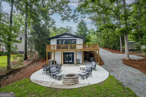 233 Lakeshore Dr, Eatonton, GA 31024