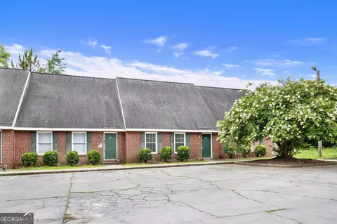 230 Lanier Dr #264, Statesboro, GA 30458