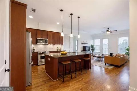 360 Chambers St #208, Woodstock, GA 30188