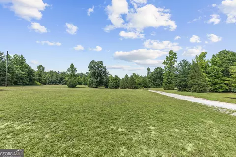 Exterior - 205 Hope Dr, Comer, GA 30629 photo 5 of 5