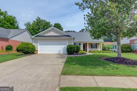 69 Clubhouse Dr, Jefferson, GA 30549