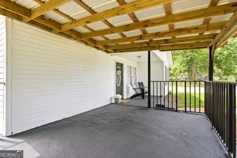 Exterior - 2552 Highway 36 E, Jackson, GA 30233 photo 2 of 3