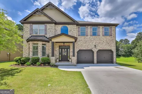 49 Bay Crest Ct, Loganville, GA 30052