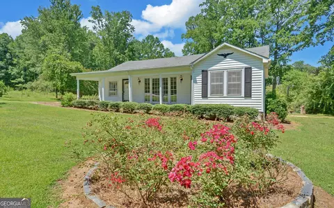 403 North Ave, Eastanollee, GA 30538