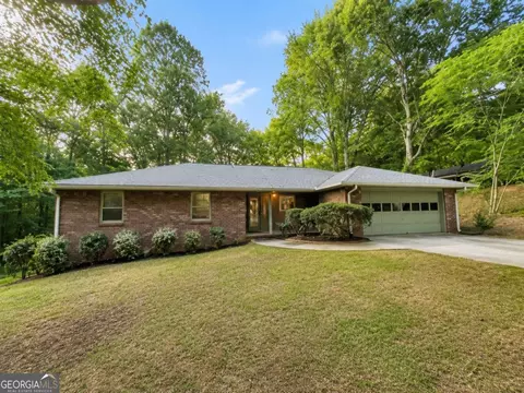 1512 Pine Cir, Lawrenceville, GA 30044