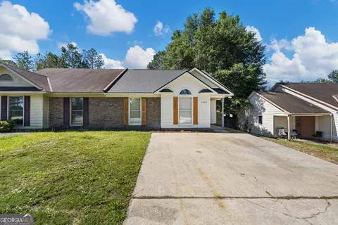 5820 Georgetown Dr, Columbus, GA 31907