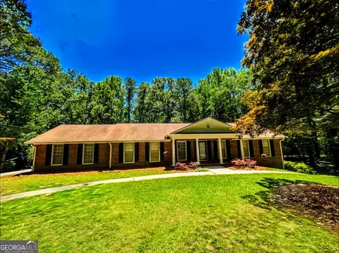 2571 Victory Dr, Douglasville, GA 30135