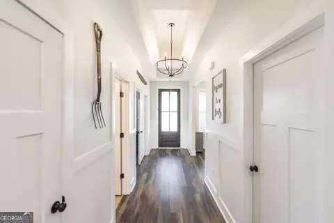 Entry Way - 160 Saddlecreek Rd, Perry, GA 31069 photo 4 of 5
