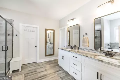 Bath - 160 Saddlecreek Rd, Perry, GA 31069 photo 2 of 4