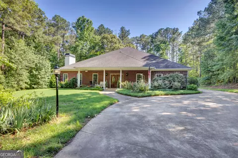 190 Oak Hill Cir, Covington, GA 30016