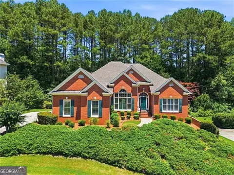 630 Bentwater Dr, Acworth, GA 30101
