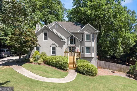 104 Caracas Dr, Woodstock, GA 30188