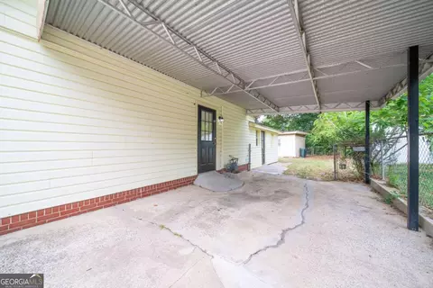 6040 Luna Dr, Columbus, GA 31907