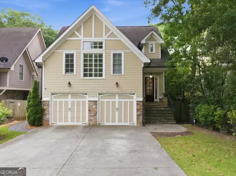 1041 Pine Grove Ave NE, Atlanta, GA 30319