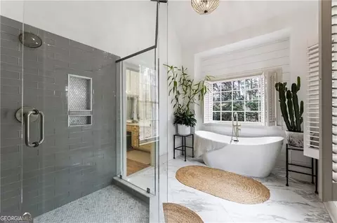 Bath - Undisclosed, Milton, GA 30004 photo 1 of 11