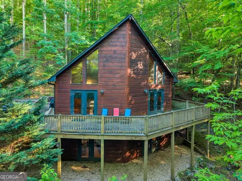 549 Sleepy Hollow Rd, Ellijay, GA 30536