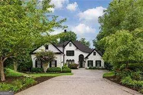945 Waters Reach Ct, Alpharetta, GA 30022