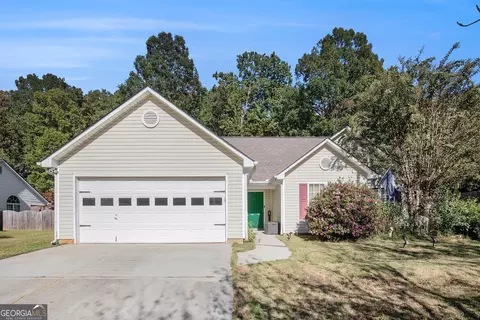 421 Arrowhatchee Dr, Winder, GA 30680