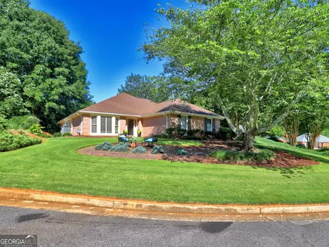215 Hidden Meadow Dr, Alpharetta, GA 30004