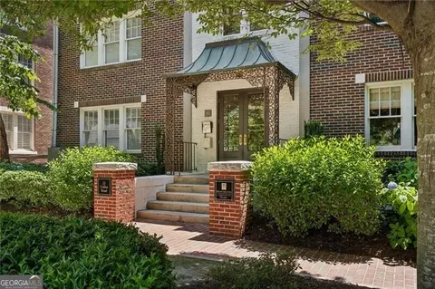 22 Collier Rd NW #7, Atlanta, GA 30309