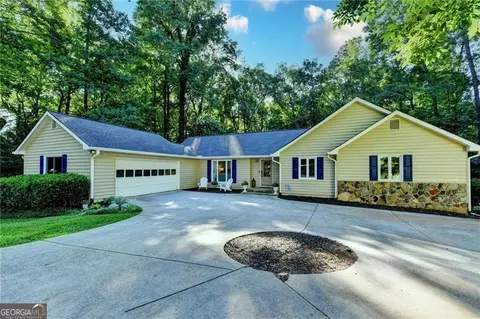 1830 Commonwealth Ln, Cumming, GA 30041