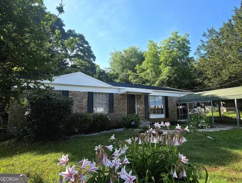 170 Kennedy Cir, Athens, GA 30601