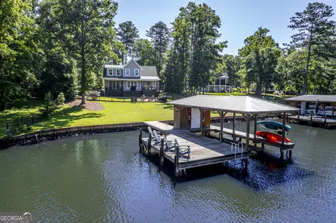110 Harbour Pt NW, Milledgeville, GA 31061