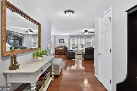 269 Edinburgh Ln, Woodstock, GA 30188
