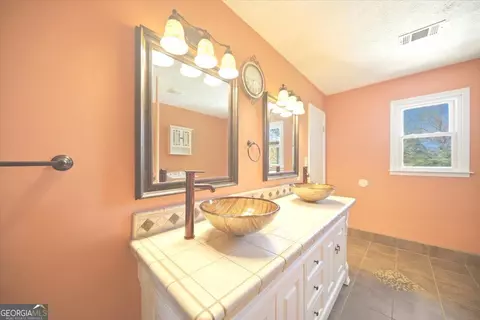 Bath - 255 Frankie Ln, Covington, GA 30014 photo 1 of 4