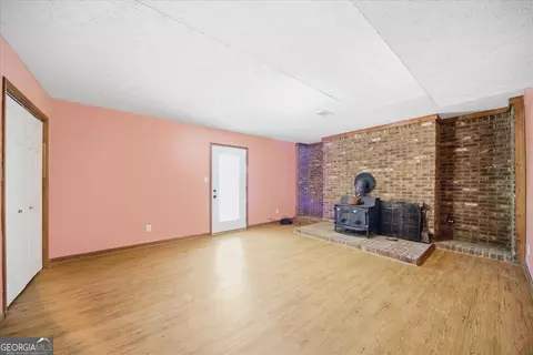 Living - 255 Frankie Ln, Covington, GA 30014 photo 4 of 5