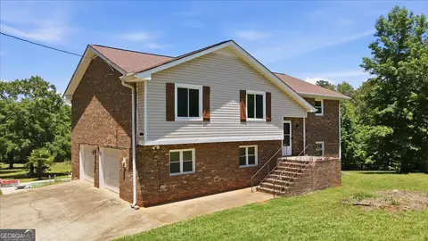 Exterior - 255 Frankie Ln, Covington, GA 30014 photo 3 of 11