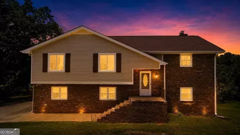 Exterior - 255 Frankie Ln, Covington, GA 30014 photo 2 of 11